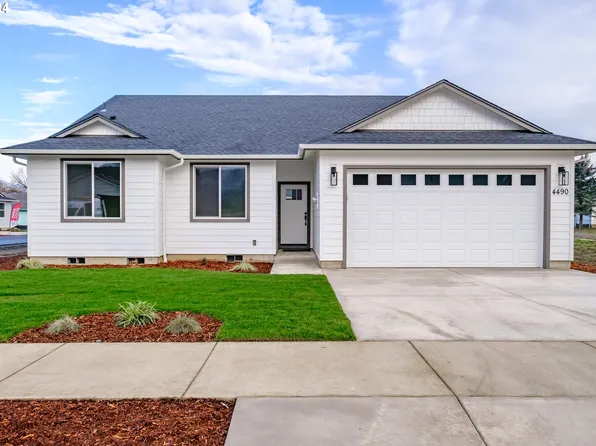 4490 Knotty Pne, Sweet Home, OR 97386