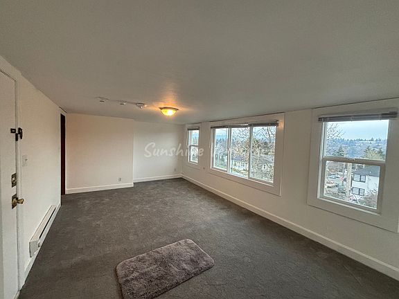 5th image of 936 Highland Ave APT 8
