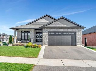 2 Masters Ln, Brant, ON N3L 0H4