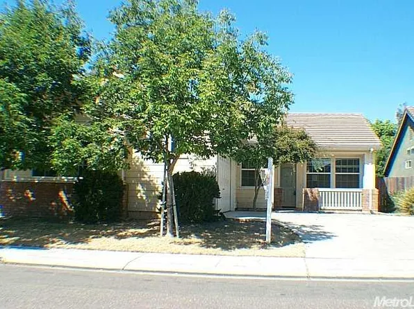 5431 Silvervale Ct, Riverbank, CA 95367