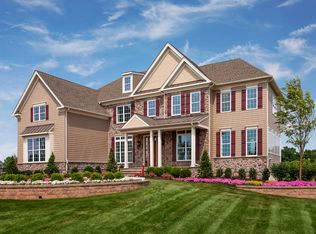 874 Green Meadow Dr, Furlong, PA 18925