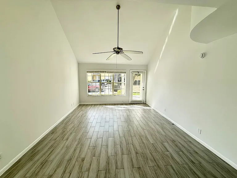6307 La Costa Dr #A — Photo 10