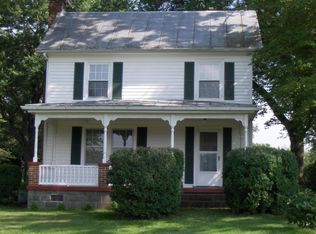 123 Goodman Ln, Keswick, VA 22947