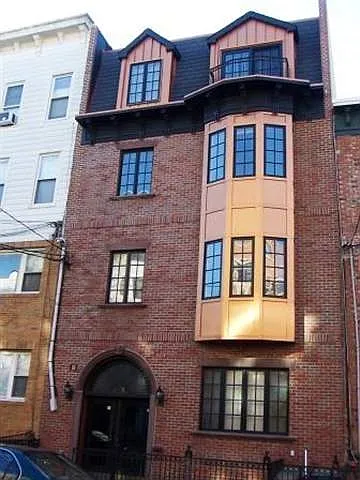 608 Jefferson St — Photo 11