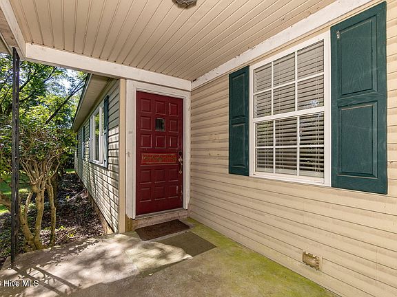 5th image of 101 S Jackson Drive