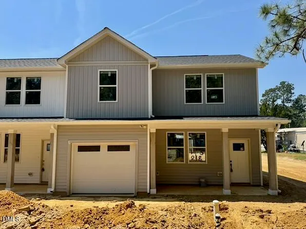 218 George St, Four Oaks, NC 27524