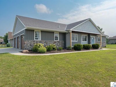 2232 Coventry Ln, North Mankato, MN, 56003