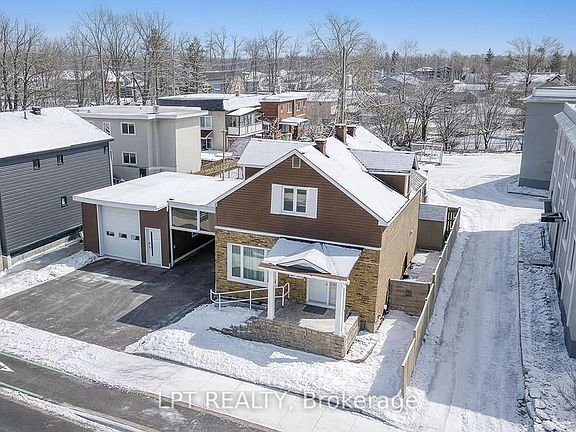 3rd image of 412 Montreal Rd