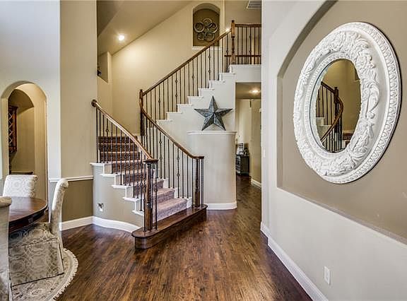 5th image of 1221 Reese Way