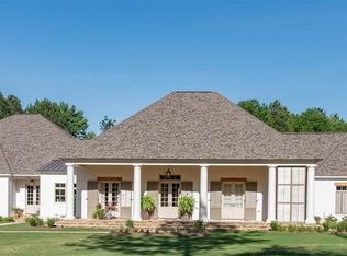 100 Hidden Oaks Cv, Ridgeland, MS 39157