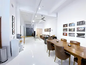 150 Bay Street, #722