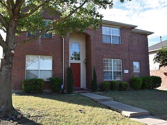 2nd image of 1412 Gatlinburg Cir