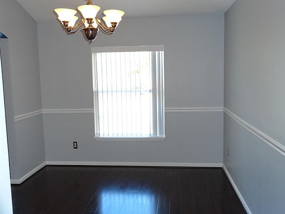 5th image of 8300 STAPLEHURST Drive W