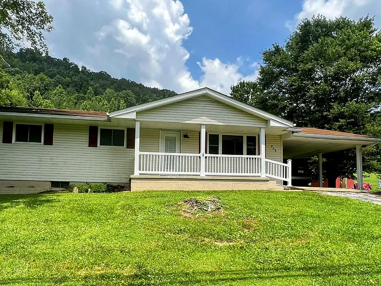828 Dry Creek Rd — Photo 17