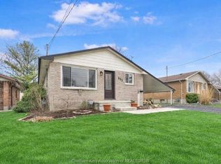 355 Indian Creek Rd W, Chatham Kent, ON N7M 2E3