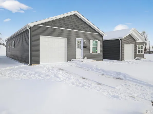 7519 Packard Ave, Warren, MI 48091