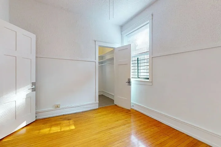 5474-5480 S. Hyde Park Boulevard — Photo 46