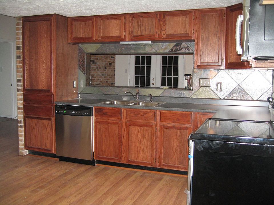 1st image of 16315 Forest Way Dr