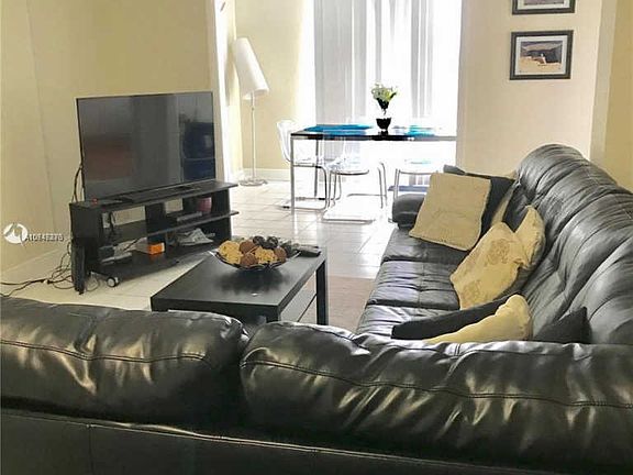 4th image of 1251 NE 108th St APT 722