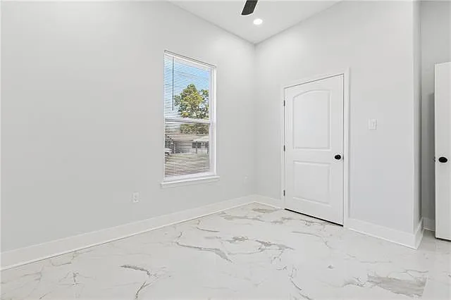 2509 Riverbend Rd — Photo 9