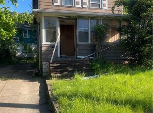9118 Hillock Ave, Cleveland, OH 44108