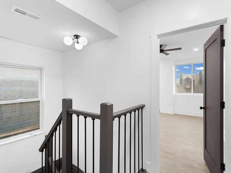 2035 Forbes Ave #201 — Photo 35