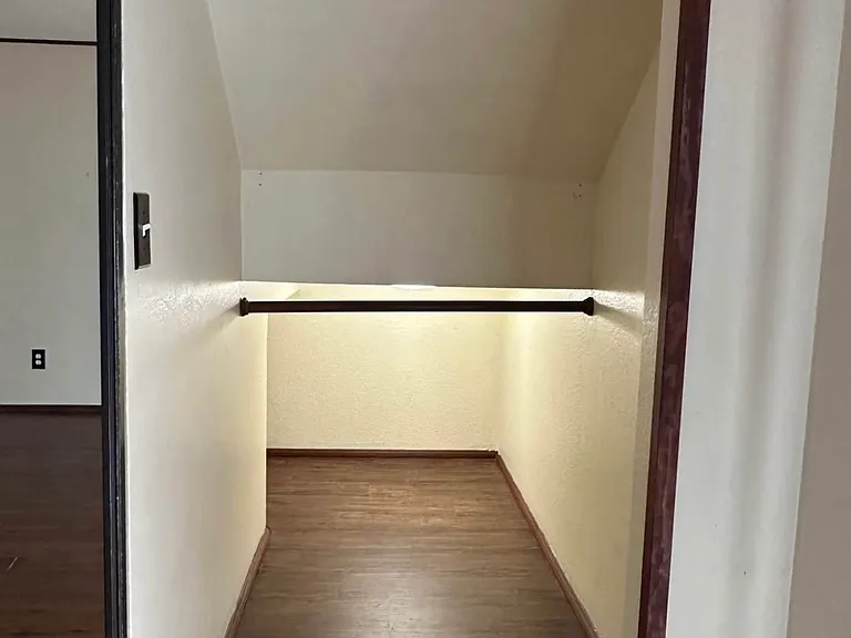 3719 Cherokee Ave — Photo 6