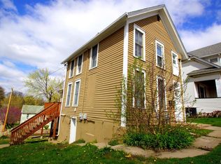 902 Harrison St, Davenport, IA