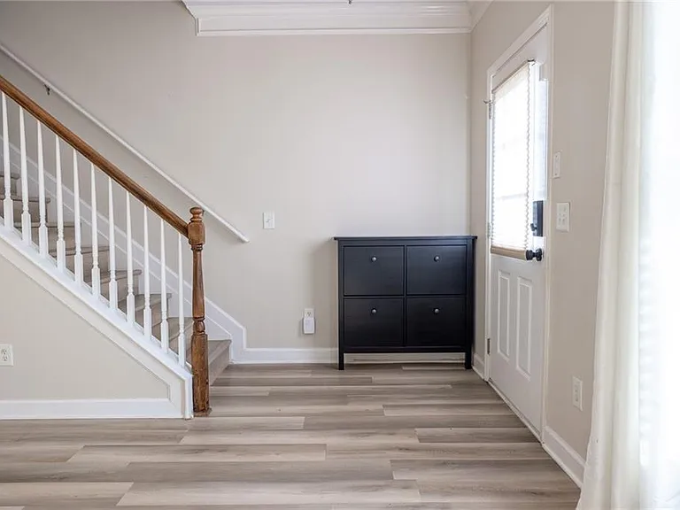 1232 Harris Commons Pl #1213 — Photo 4
