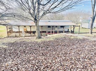 461 Theiss Rd, Vinton, OH 45686