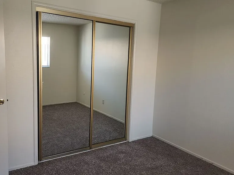 2405 Vera Cruz Dr — Photo 10