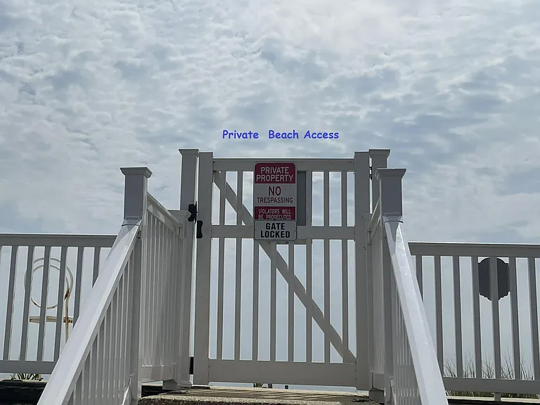 1 Osborne Pl #44-SEA — Photo 13