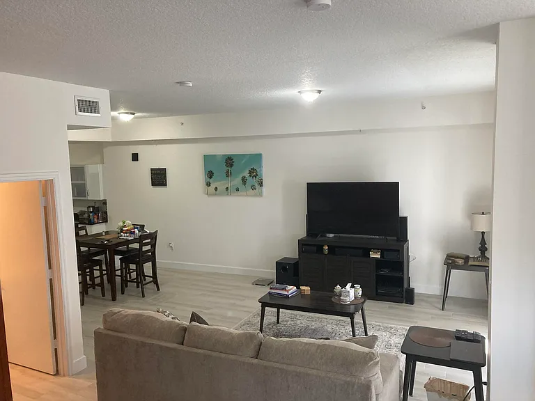 1617 N Flagler Dr #704 — Photo 27
