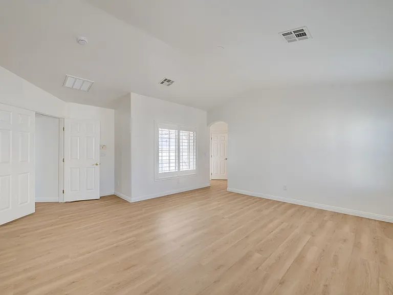 8918 Houston Ridge Ave — Photo 15