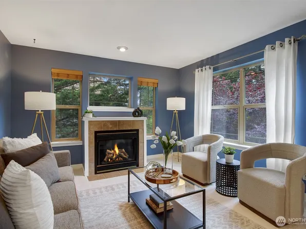 20802 72nd Avenue W #304, Edmonds, WA 98026