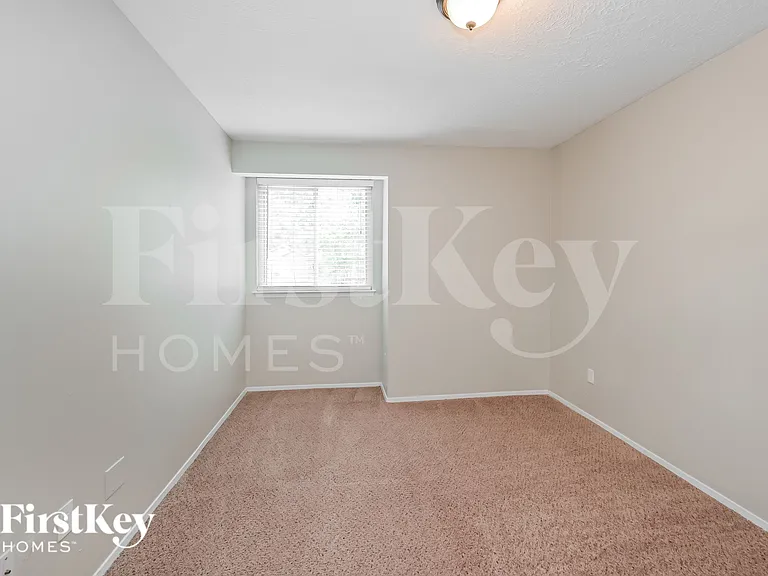 3223 Lake Stream Dr — Photo 11