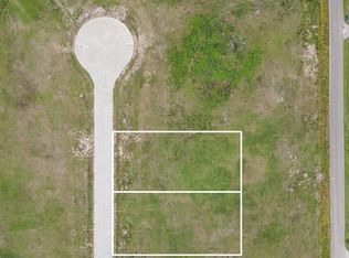 935 Harbor Way, Bridge City, TX 77611