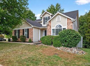 295 Cove Landing Dr, Grover, MO