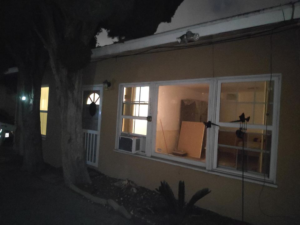 1st image of 1634 W 209th St