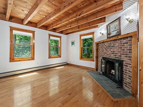 4th image of 55 Wilson Pond Ln