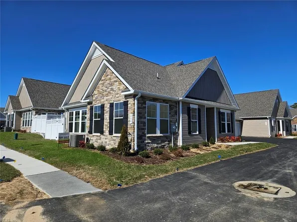 204 Saint Pauls Ave #29-4, Smithfield, VA 23430