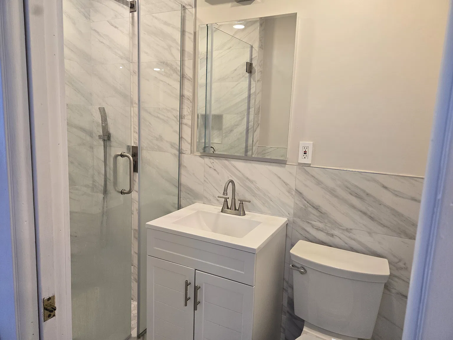 Pintail Ln, Levittown — Photo 2