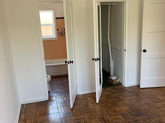 5th image of 1708 Washington Way #1708