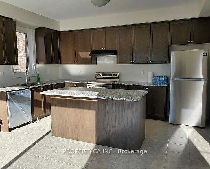 4 bed, $3,700 — Photo 2