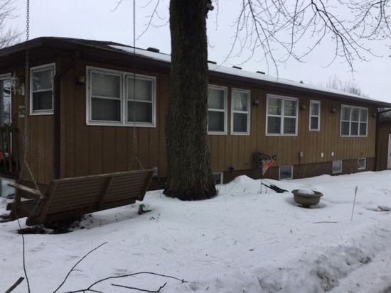 9 Crescent Lake Alpha Il 61413 Zillow