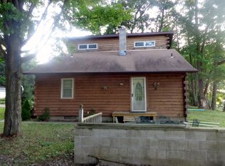 N8764 Beauleau Lake Ln, Gresham, WI 54128