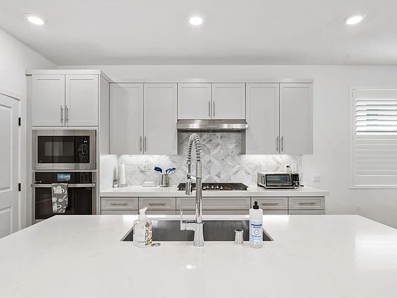 4th image of 15681 Rennyson Way