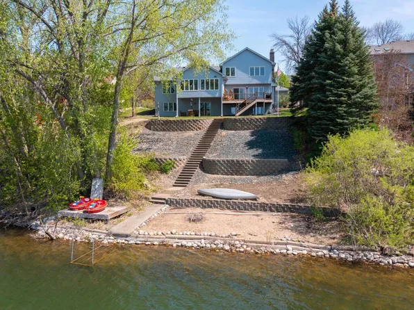 15825 Garden View Dr, Apple Valley, MN 55124