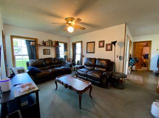 146 Saint Mary St, St Johnsbury, VT 05819
