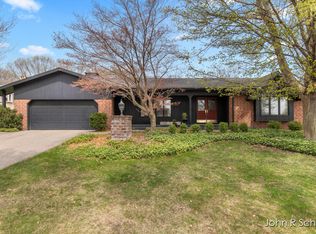 3285 Tomahawk Dr SW, Grandville, MI